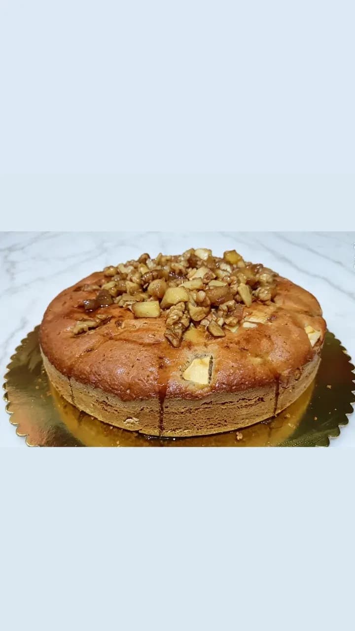 Torta de manzana y nuez
